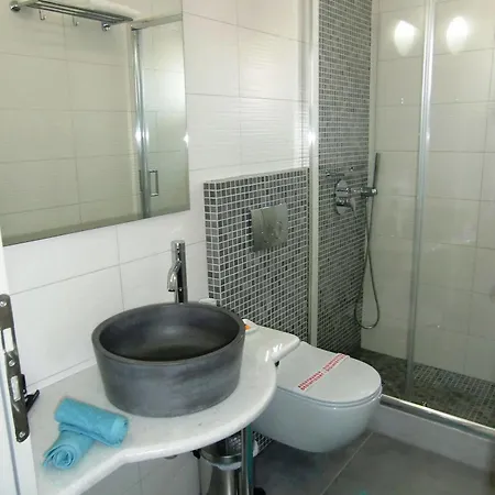 Otel Platia
